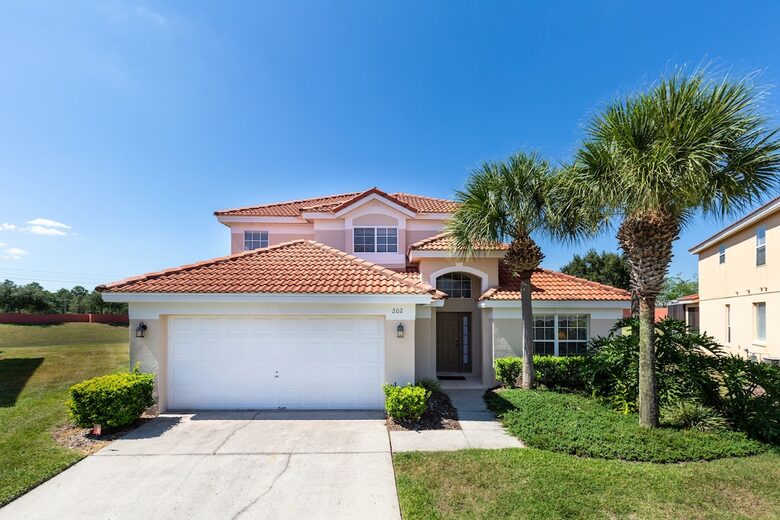 Gorgeous Family Villa near to Clubhouse & Kids Play Area & Disney - Solana, Florida