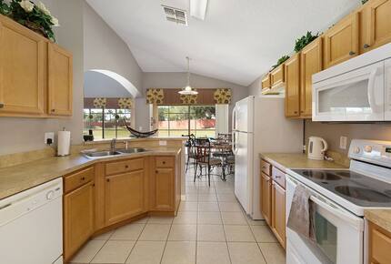 Gorgeous Family Villa near to Clubhouse & Kids Play Area & Disney - Solana, Florida