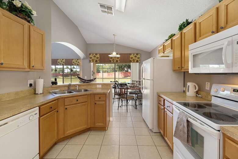 Gorgeous Family Villa near to Clubhouse & Kids Play Area & Disney - Solana, Florida