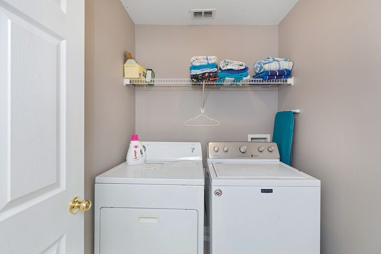 Gorgeous Family Villa near to Clubhouse & Kids Play Area & Disney - Solana, Florida