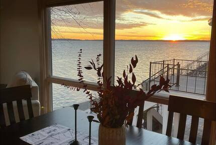 Hidden Gem Lakefront Home - Clear Lake, Iowa