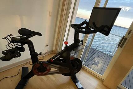 Hidden Gem Lakefront Home - Clear Lake, Iowa