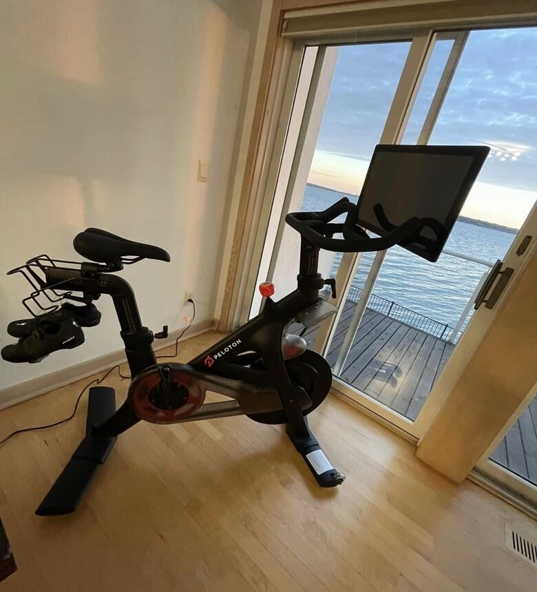 Hidden Gem Lakefront Home - Clear Lake, Iowa