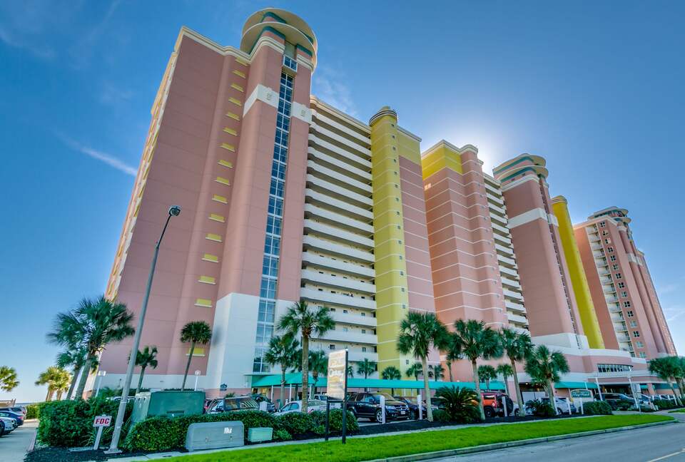 Myrtle Beach Oceanfront Retreat with Resort Amenities - North Myrtle Beach, South Carolina