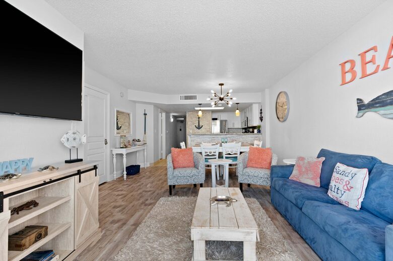 Myrtle Beach Oceanfront Retreat with Resort Amenities - North Myrtle Beach, South Carolina