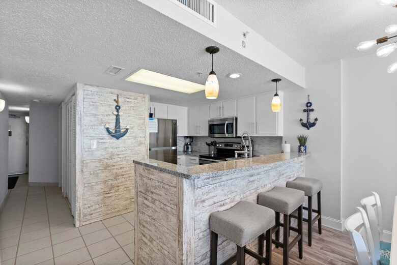 Myrtle Beach Oceanfront Retreat with Resort Amenities - North Myrtle Beach, South Carolina