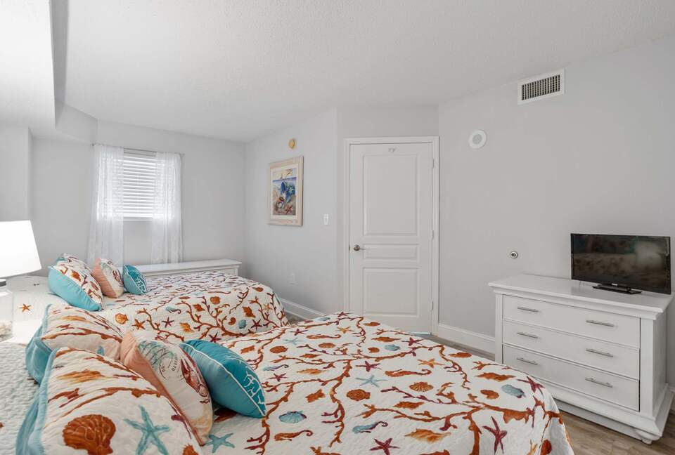 Myrtle Beach Oceanfront Retreat with Resort Amenities - North Myrtle Beach, South Carolina