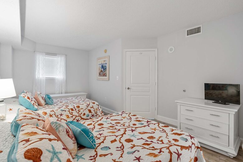 Myrtle Beach Oceanfront Retreat with Resort Amenities - North Myrtle Beach, South Carolina