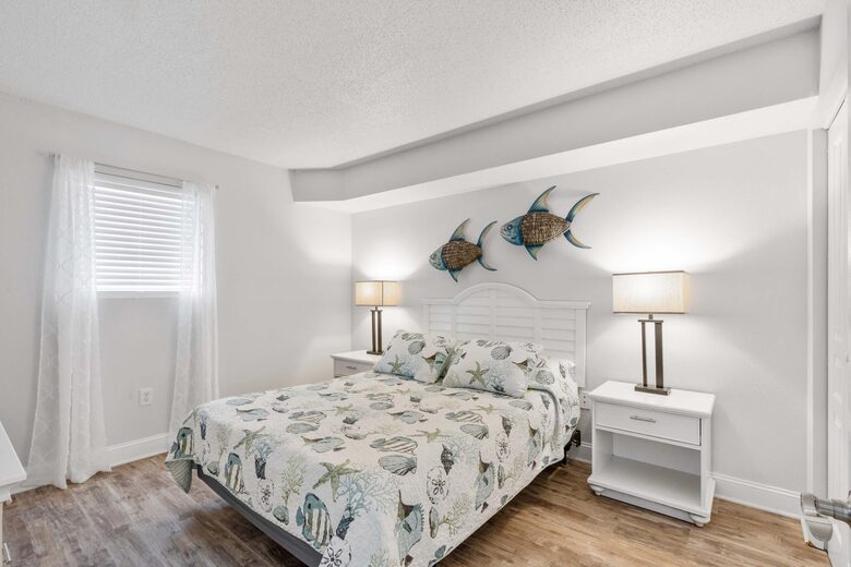 Myrtle Beach Oceanfront Retreat with Resort Amenities - North Myrtle Beach, South Carolina