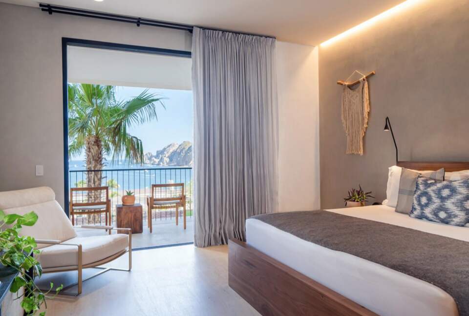 Stunning Waterfront 3-Bedroom Condo - Cabo San Lucas, Mexico