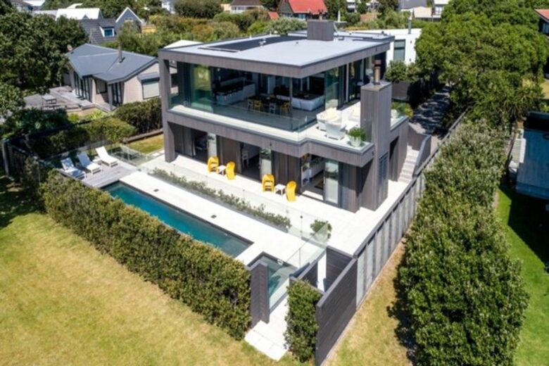 Beachfront Villa | Pauanui - Hikuai, New Zealand