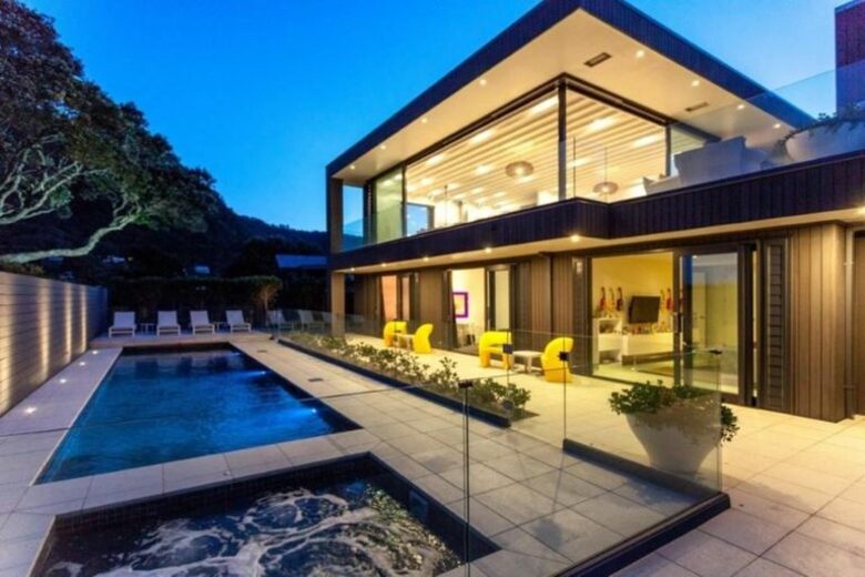 Beachfront Villa | Pauanui - Hikuai, New Zealand