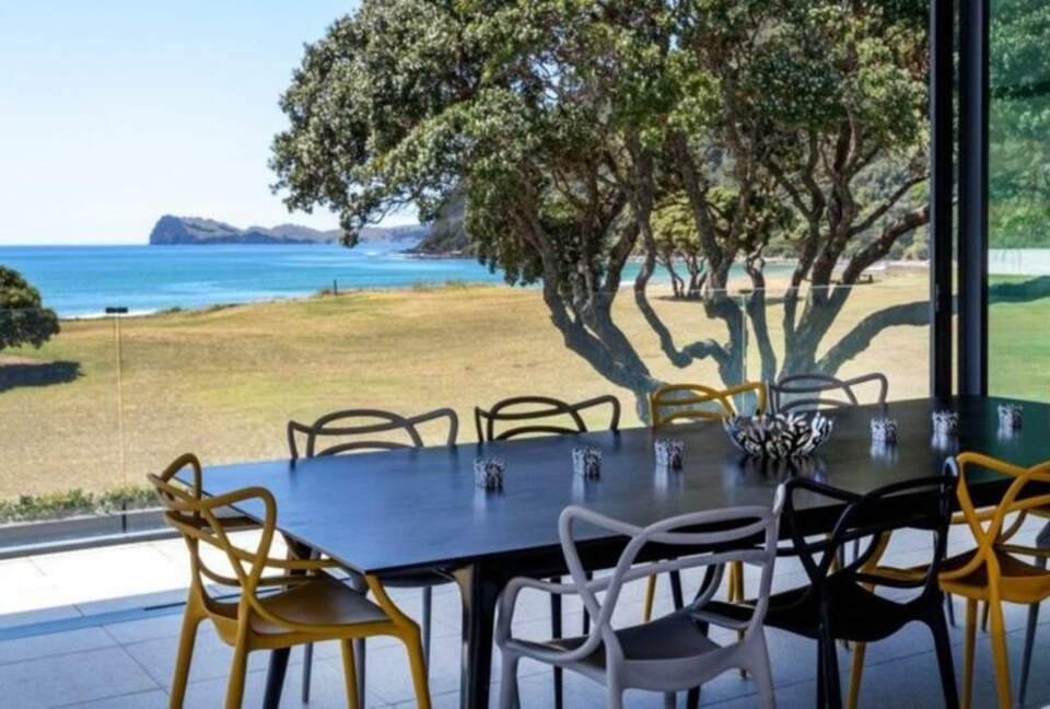 Beachfront Villa | Pauanui - Hikuai, New Zealand