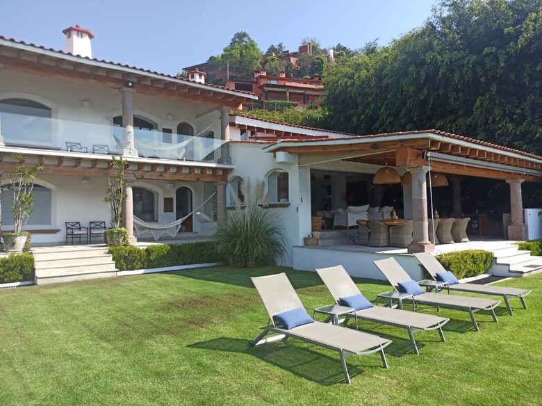 La Volada - Valle de Bravo, Mexico