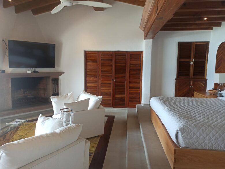 La Volada - Valle de Bravo, Mexico