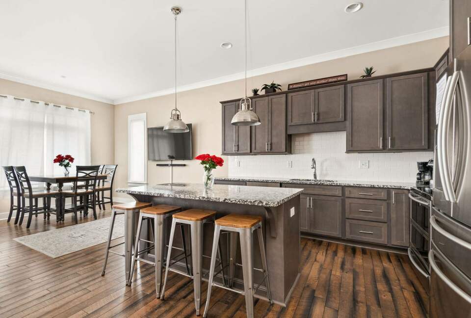 NashVilla - Luxury Townhome by Belmont - Nashville, Tennessee