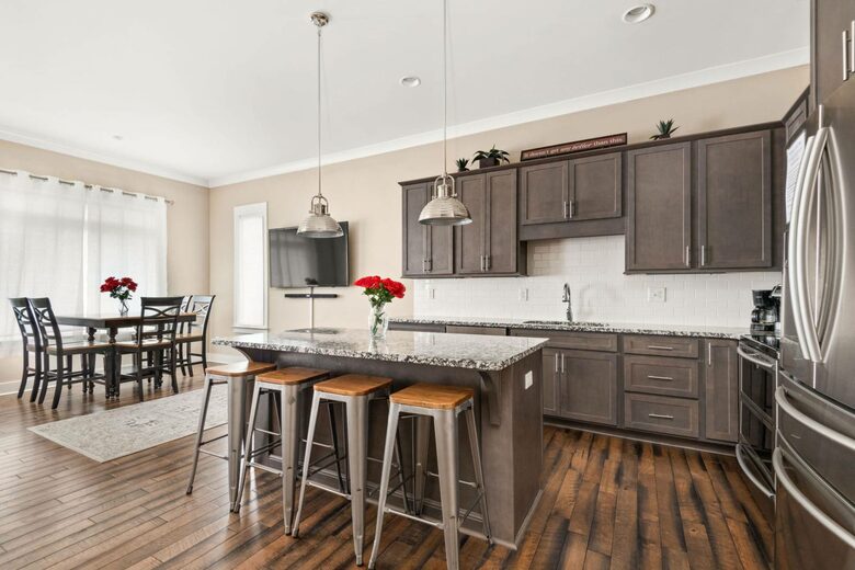 NashVilla - Luxury Townhome by Belmont - Nashville, Tennessee