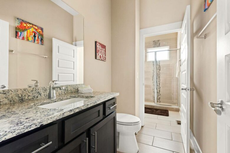 NashVilla - Luxury Townhome by Belmont - Nashville, Tennessee