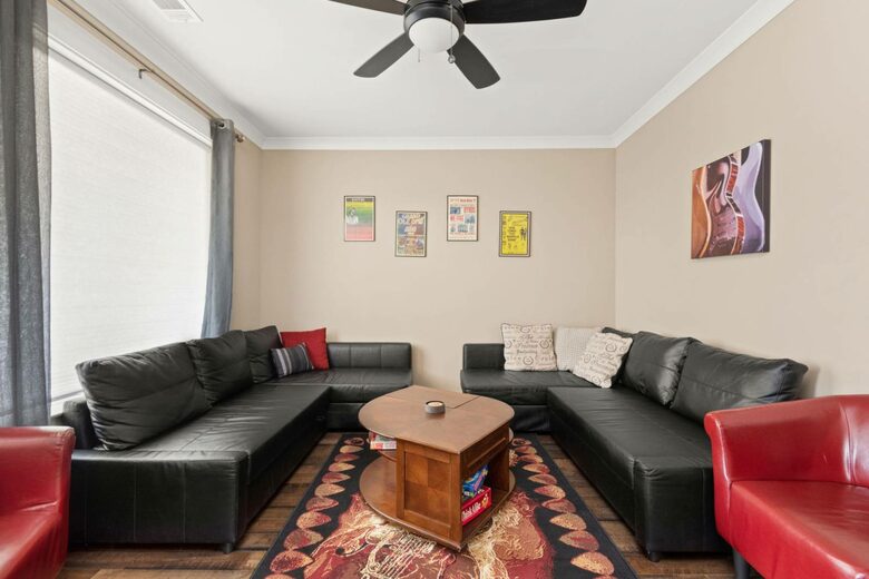 NashVilla - Luxury Townhome by Belmont - Nashville, Tennessee