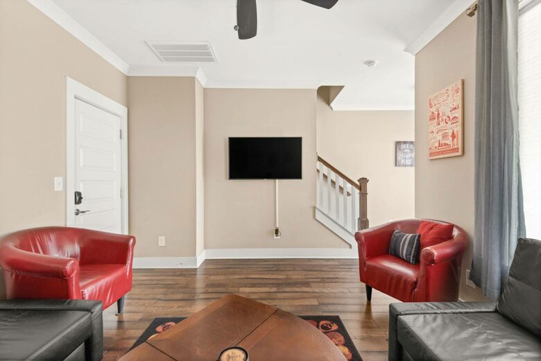 NashVilla - Luxury Townhome by Belmont - Nashville, Tennessee