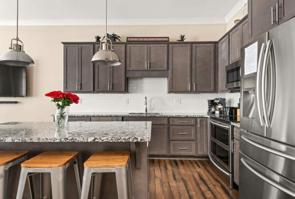 NashVilla - Luxury Townhome by Belmont - Nashville, Tennessee