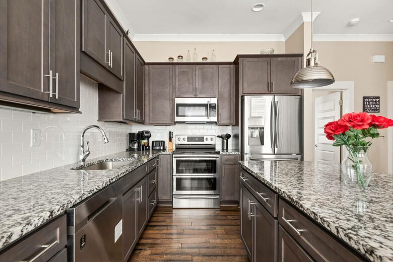 NashVilla - Luxury Townhome by Belmont - Nashville, Tennessee