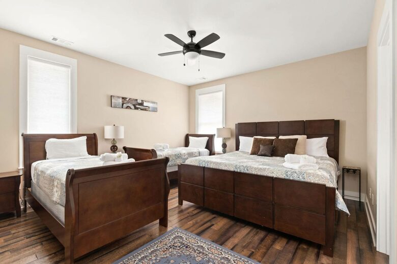 NashVilla - Luxury Townhome by Belmont - Nashville, Tennessee