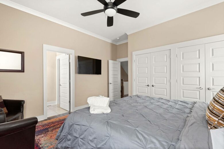 NashVilla - Luxury Townhome by Belmont - Nashville, Tennessee