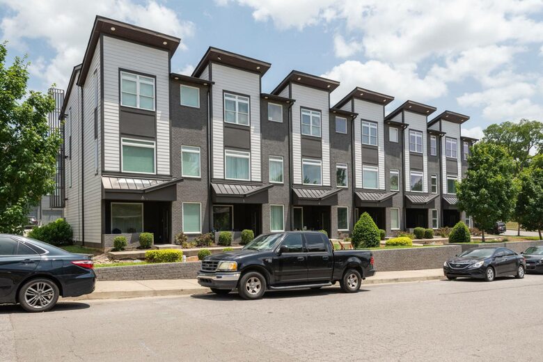 NashVilla - Luxury Townhome by Belmont - Nashville, Tennessee