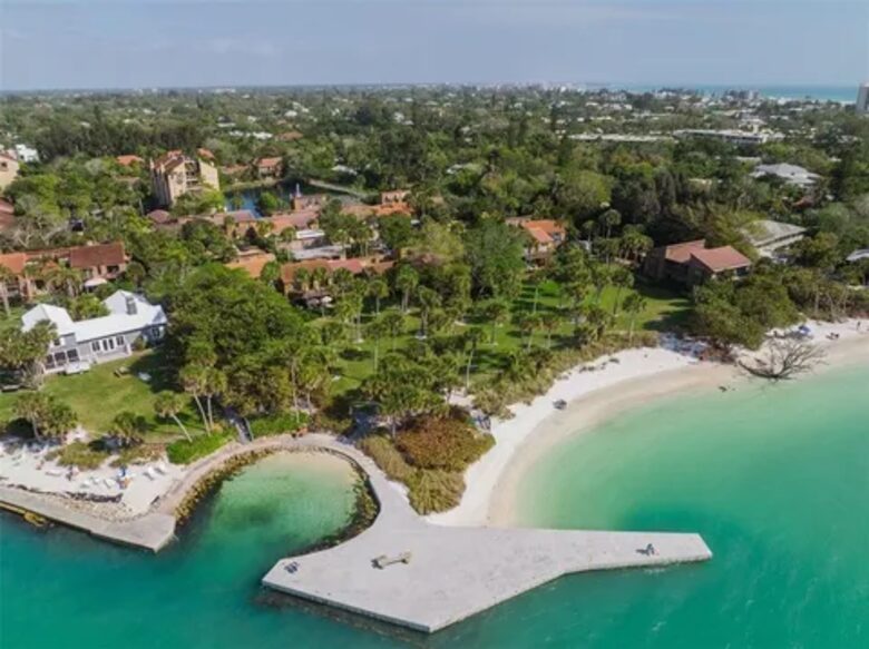 Beachfront MidCentury Modern Flat - Sarasota, Florida