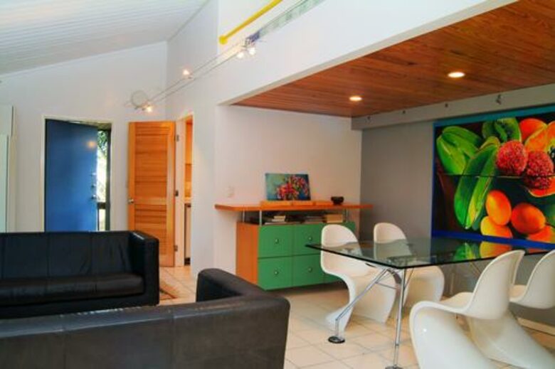 Beachfront MidCentury Modern Flat - Sarasota, Florida