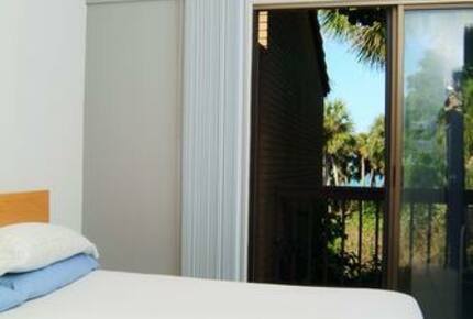 Beachfront MidCentury Modern Flat - Sarasota, Florida