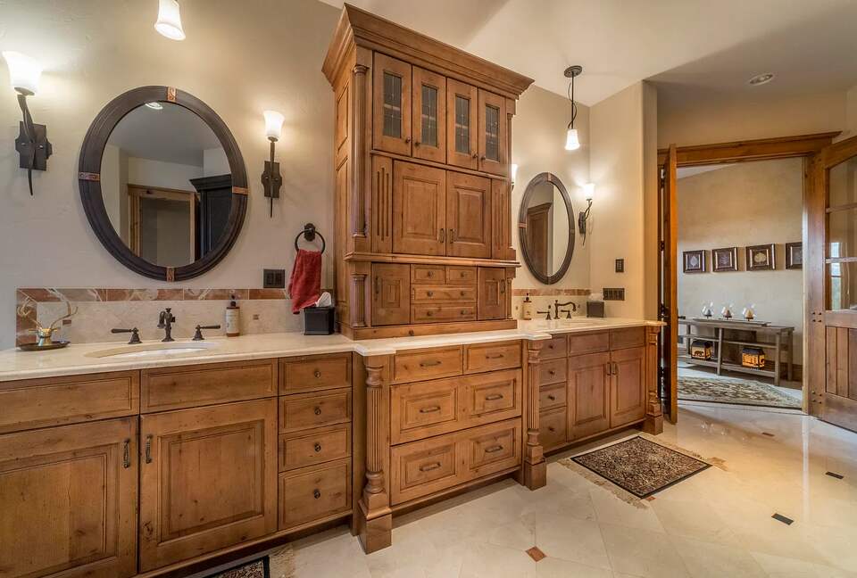 Hummingbird Hideaway - Ridgway, Colorado