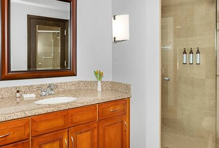 Marriott's Desert Springs Villas | Two Bedroom Villa - Palm Desert, California