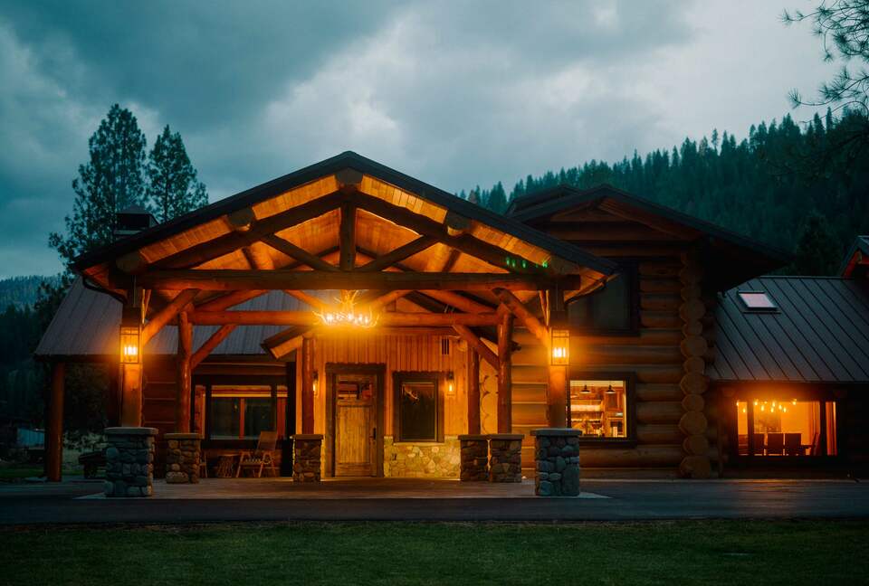 The Ranch House at Petty Creek Mountain Ranch - Alberton, Montana
