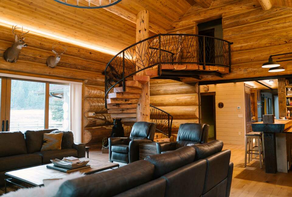 The Ranch House at Petty Creek Mountain Ranch - Alberton, Montana