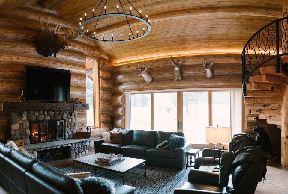 The Ranch House at Petty Creek Mountain Ranch - Alberton, Montana