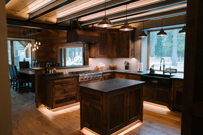 The Ranch House at Petty Creek Mountain Ranch - Alberton, Montana