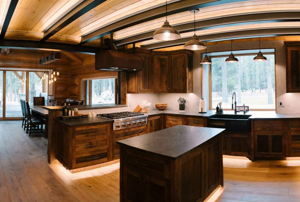 The Ranch House at Petty Creek Mountain Ranch - Alberton, Montana