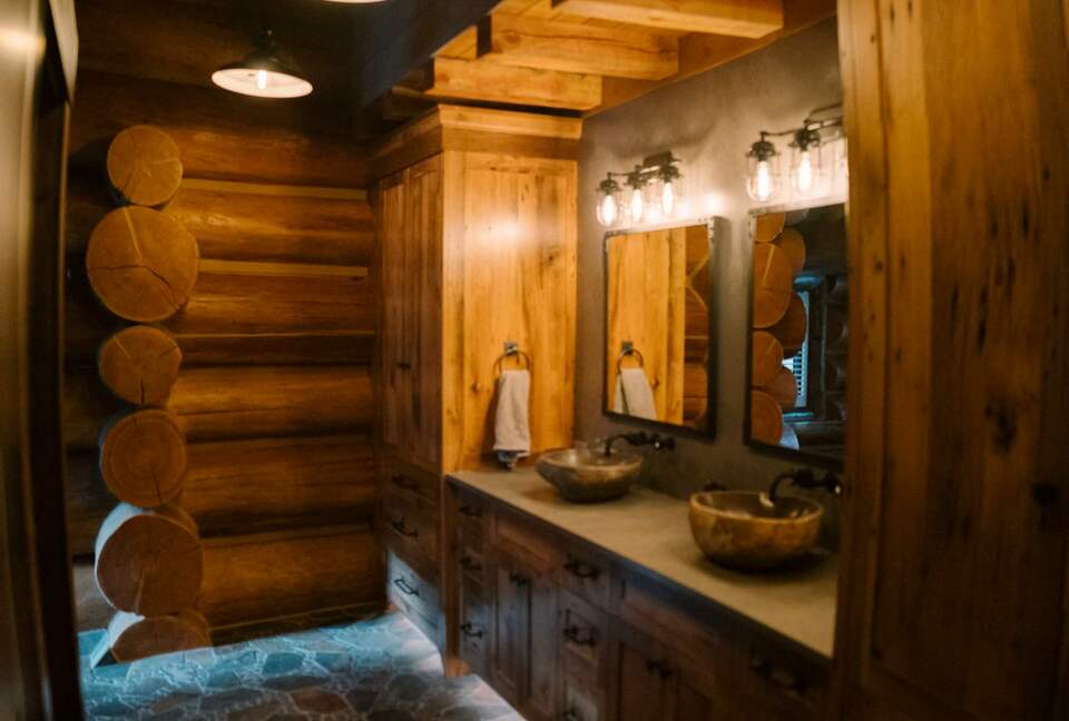 The Ranch House at Petty Creek Mountain Ranch - Alberton, Montana