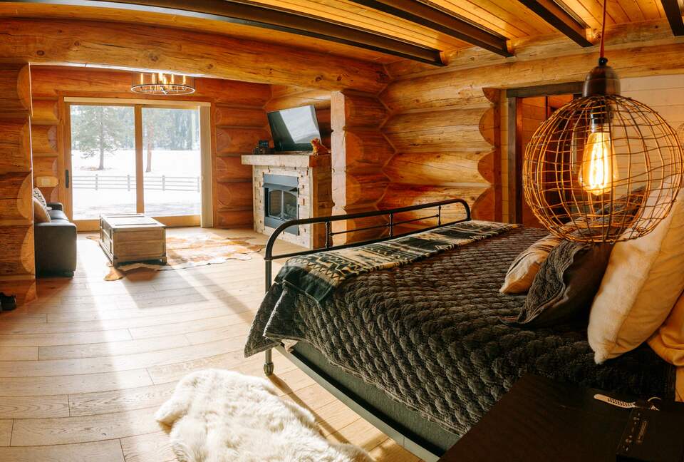 The Ranch House at Petty Creek Mountain Ranch - Alberton, Montana