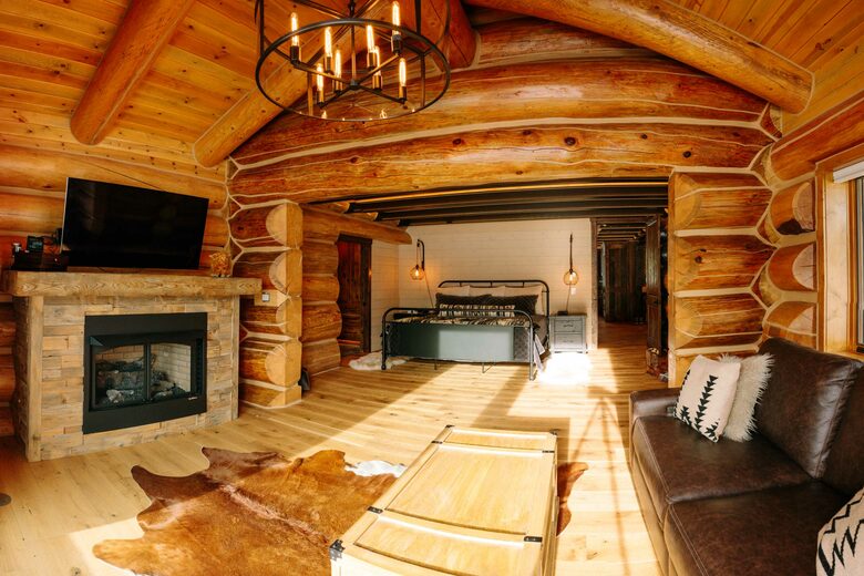 The Ranch House at Petty Creek Mountain Ranch - Alberton, Montana