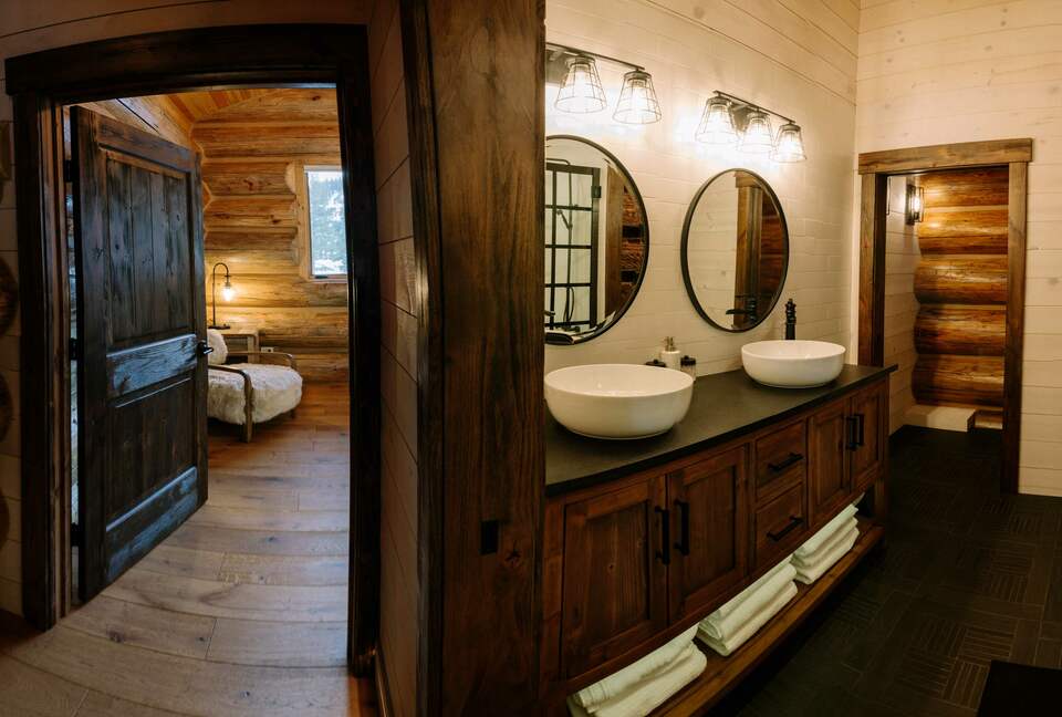 The Ranch House at Petty Creek Mountain Ranch - Alberton, Montana