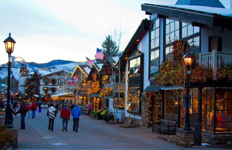 Vail Ski-In/Ski-Out Getaway with Amazing Location on the Slopes - Quick Ski/Walking Access to Lionshead! - Vail, Colorado