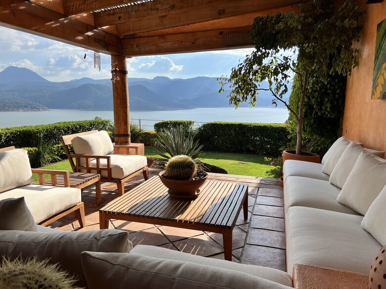 La Peña Rock House - Valle de Bravo, Mexico