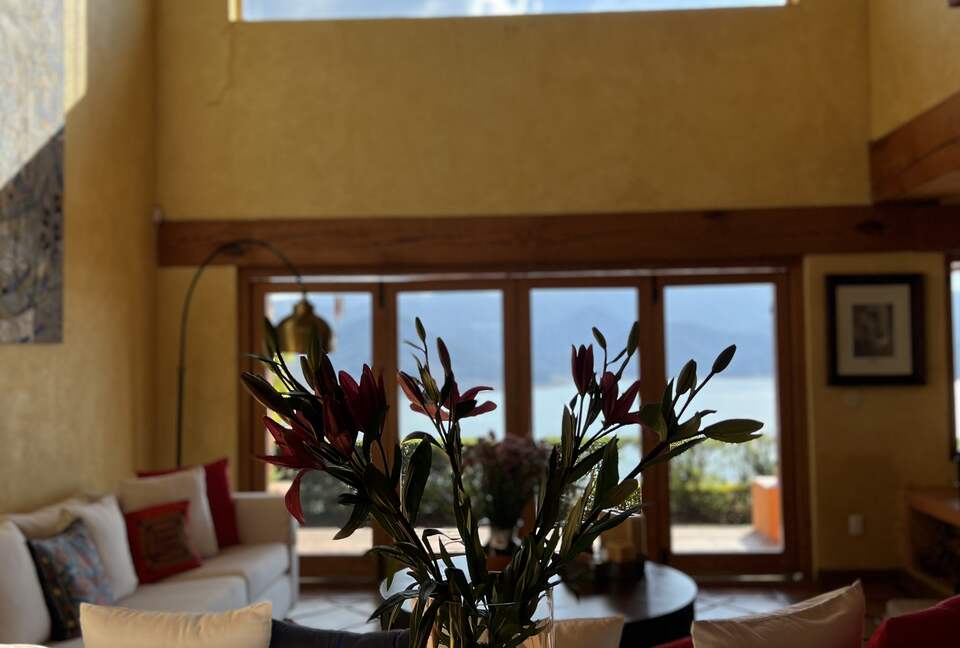 La Peña Rock House - Valle de Bravo, Mexico