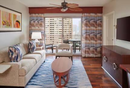 The Grand Waikikian at Hilton Hawaiian Village 1-Bedroom - Honolulu, Hawaii