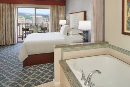 The Grand Waikikian at Hilton Hawaiian Village 1-Bedroom - Honolulu, Hawaii