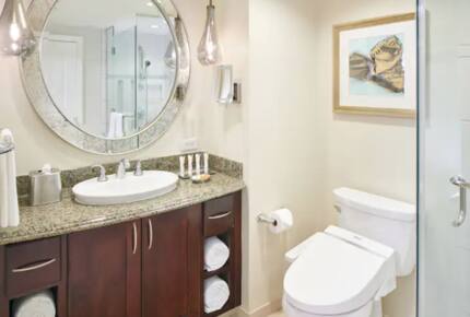 The Grand Waikikian at Hilton Hawaiian Village 1-Bedroom - Honolulu, Hawaii