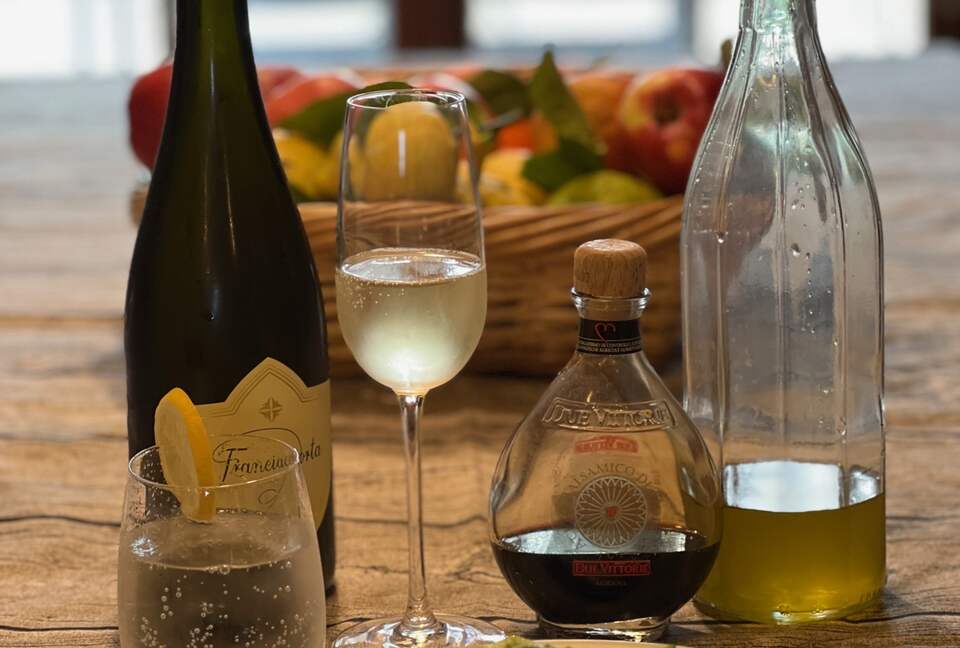 Villa San Lorenzo Umbrian Estate - Castiglione Del Lago, Italy